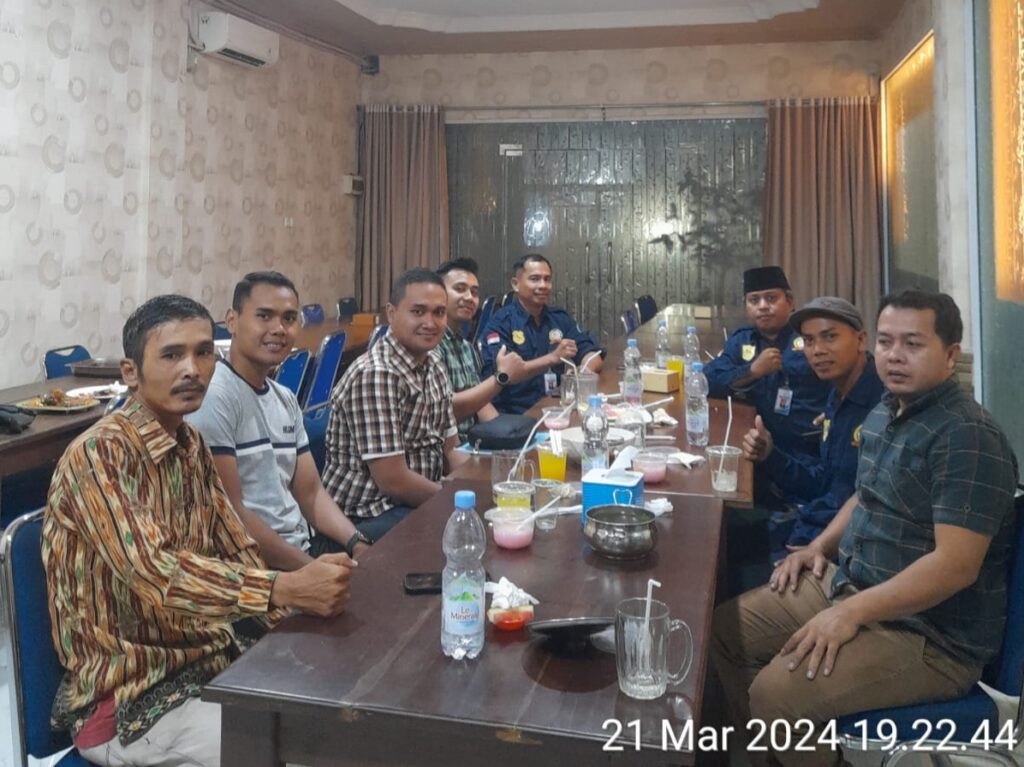Buka Bersama Siskompn Riau dan Kesbangpol Propinsi Riau.