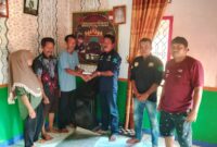 Penyerahan Donasi Tali Asih Kapada Kelurahan Almarhumah Kiki 
