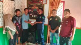 Penyerahan Donasi Tali Asih Kapada Kelurahan Almarhumah Kiki 