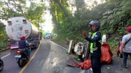 Wiji Haryanto PI-B16BAA Relawan Aktif Sigap Atur lalu lintas bersama Team nya 