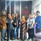 Foto Bersama Ibu Elsa Syarif dan Bapak Vidy 