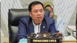 Ketua Komisi V DPR, Lasarus