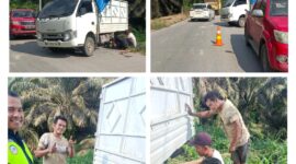 Donal Antoni Berikan Bantuan kepada Pengendara di Pelalawan