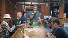 Sambutan Ketua SISKOMP-PN Kota Surakarta Sudarnoto (Om Totok)
