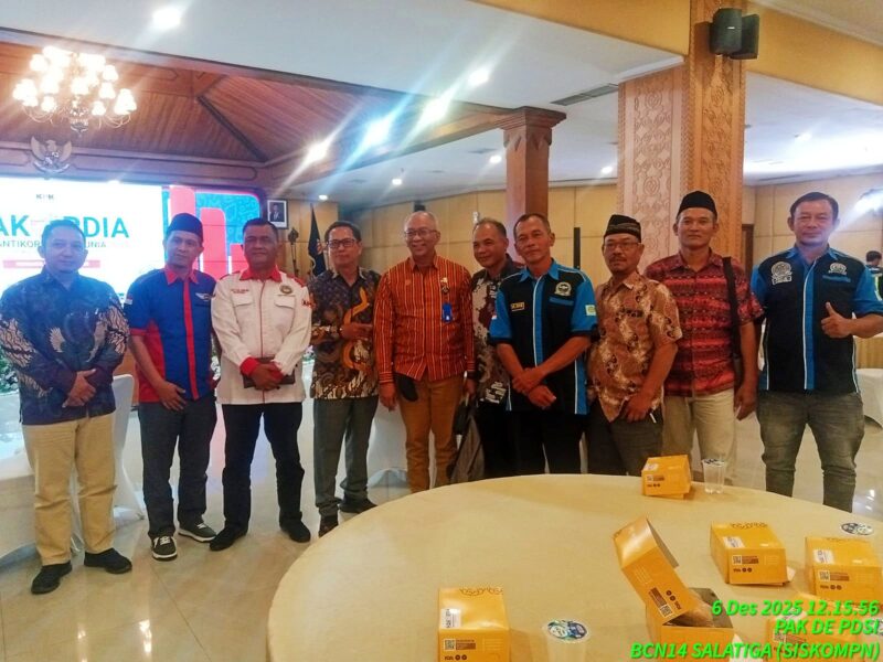 Foto Kang Dani, Pak Suroso, Gus Pri, Pak Dhe, Pak Roni dkk 