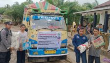 Pendistribusian Bantuan Bencana dari Masyarakat Siantar, PT Nagori Estate dan SISKOM-PN Tiba di lokasi 