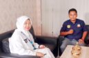 Lurah Kosambi Barat, Ibu Hj. Aal Laela Nur Aliyah, S.KM., M.IP., Bersama Sekretaris Ranting Kosambi Carba