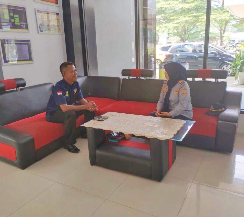 Kepala Terminal Tipe A Subang, Ibu Eti Saeti, S.AN.,