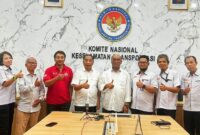 Penggiat Keselamatan Agung Kurniawan Kunjungan bersama perwakilan asosiasi pengusaha ke Komite Nasional Keselamatan Transportasi (KNKT) 