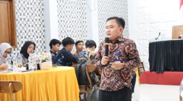 Farco Siswanto Raharjo, S.Sos M.Msi, Dewan Pengarah Organisasi Sistim Komunikasi Pengemudi Nusantara Menyampaikan pandangan resmi terkait implementasi kebijakan Zero Over Dimension Over Load (Zero ODOL). 