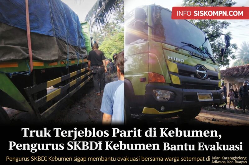 Truk angkutan semen masuk parit di Kebumen akibat rem terkunci, evakuasi dilakukan bersama warga