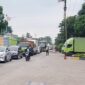 Kepadatan lalu lintas Cileungsi di Jalan Raya Narogong bikin arus tersendat. Simak penyebab kemacetan dan tips aman bagi pengemudi di jalur padat.