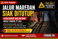jalur Maredan Siak ditutup akibat kontainer melintang dekat PT PKS, arus lalu lintas terhambat malam hari