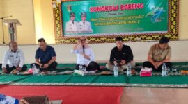 kegiatan diskusi ormas Lampung Timur kongkow bareng bersama Bupati Ela Siti Nuryamah di aula rumah dinas