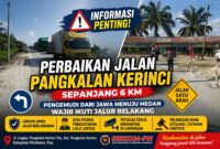 Perbaikan jalan Pangkalan Kerinci 6 km antrian truk pengaturan lalu lintas satu arah Pelalawan Riau