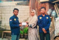 SISKOM-PN Jakarta Barat menyerahkan donasi kepada keluarga almarhum Ketua Tarono sebagai bentuk solidaritas anggota di Cengkareng, 29 April 2026.