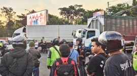 Kecelakaan ini merenggut nyawa dua pengendara sepeda motor berinisial A dan LN di lokasi kejadian.