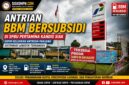 Antrian BBM bersubsidi di SPBU Kandis Siak menyebabkan kendaraan logistik mengular hingga ke jalan.